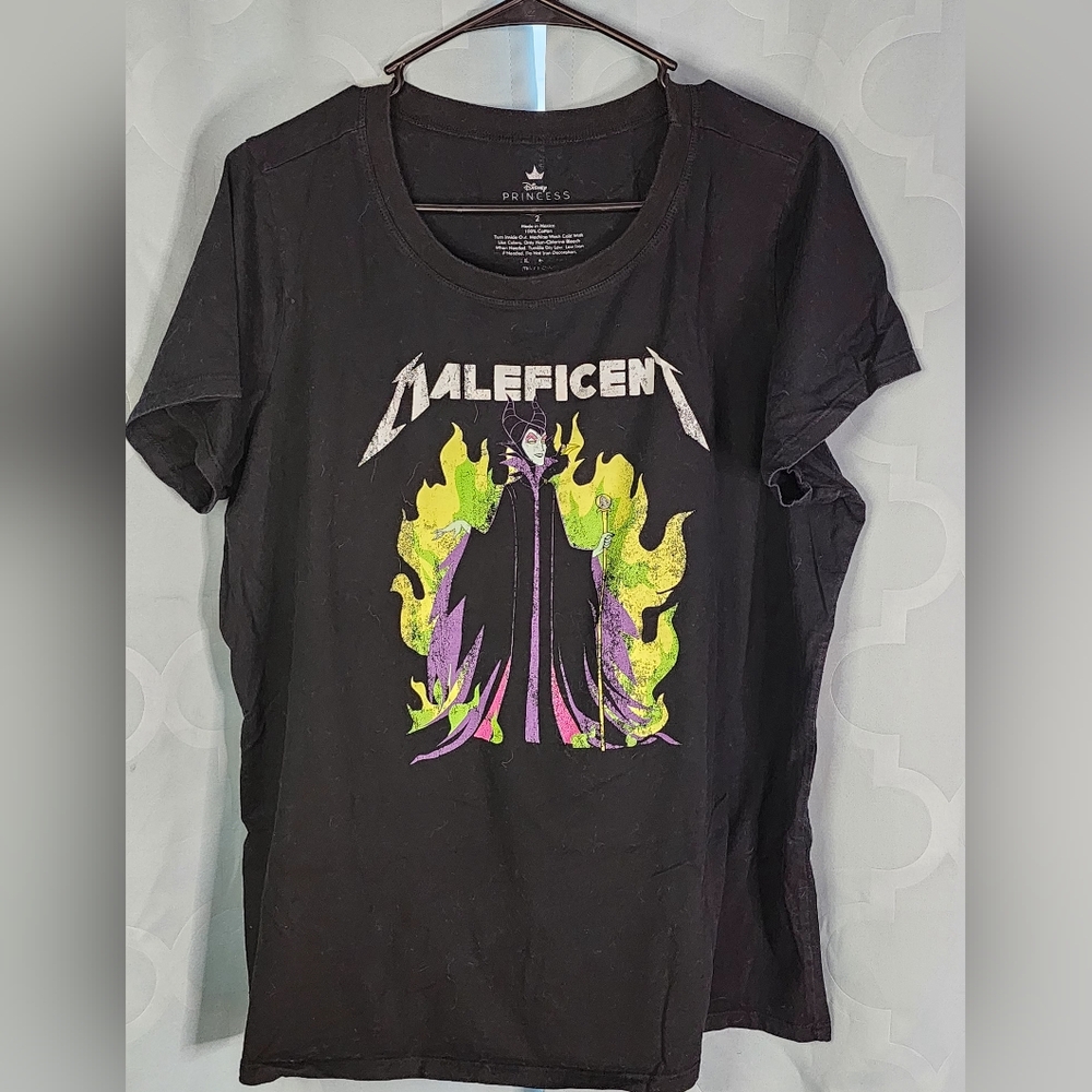 Torrid/ Disney Princess Black T-Shirt